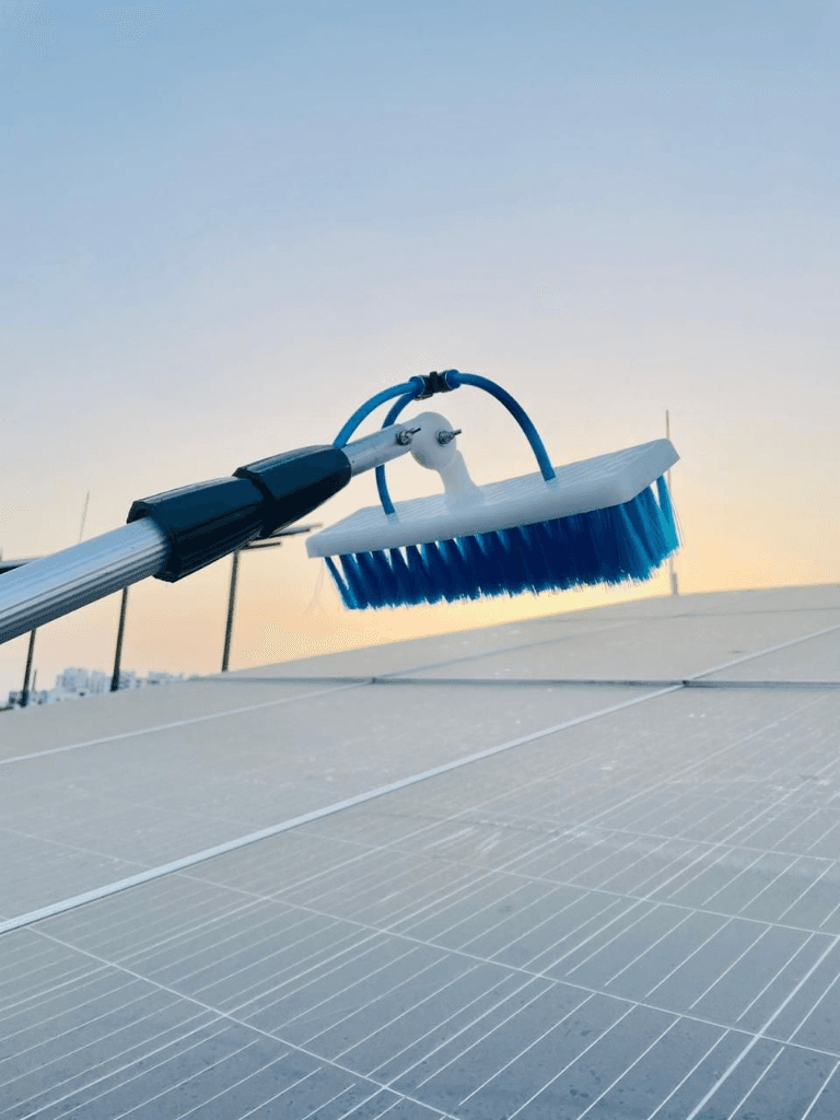 New Multipurpose Solar Cleaning Brush